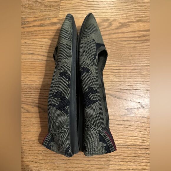 Seven7 Camo Knit Flats Size 8 - Picture 2 of 10
